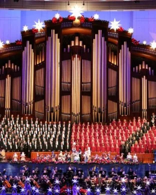 The Combat Radio - A Christmas Carol Event Beverly Hills