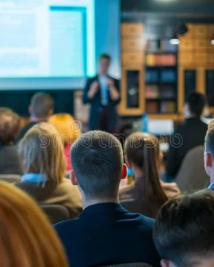 AlphaPussy - Gina Gershon In Conversation