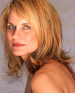 Live concert by Kelly Ryan