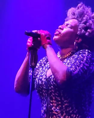 Macy Gray