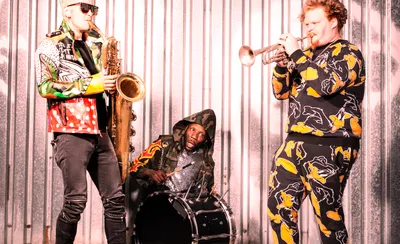 Too Many Zooz
